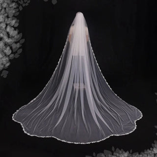 Scallop Lace Trim Veil